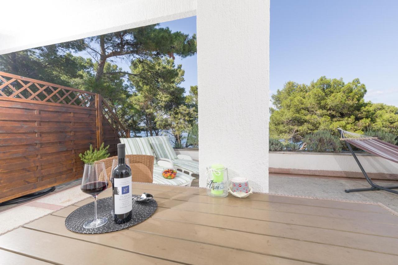 Apartments Dobronic Jelsa  Εξωτερικό φωτογραφία