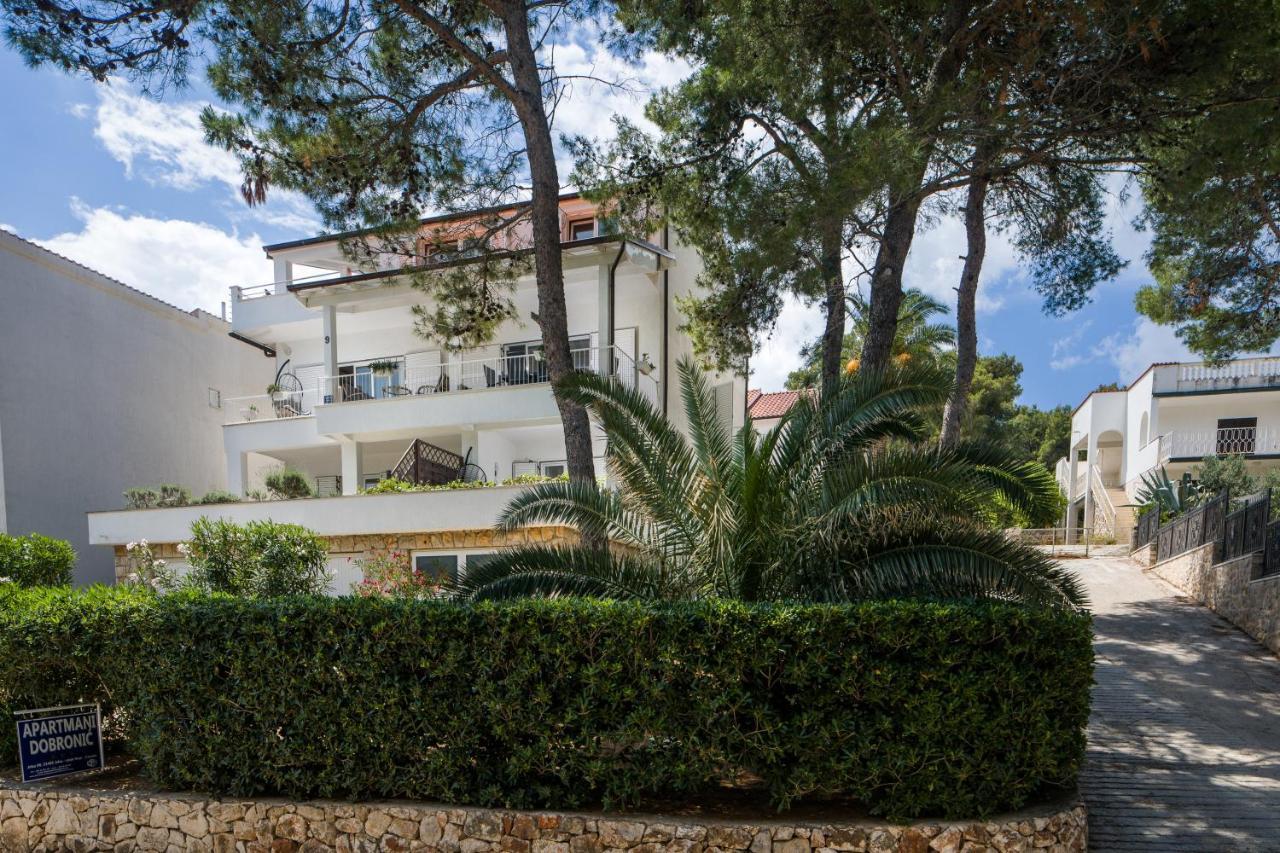 Apartments Dobronic Jelsa  Εξωτερικό φωτογραφία