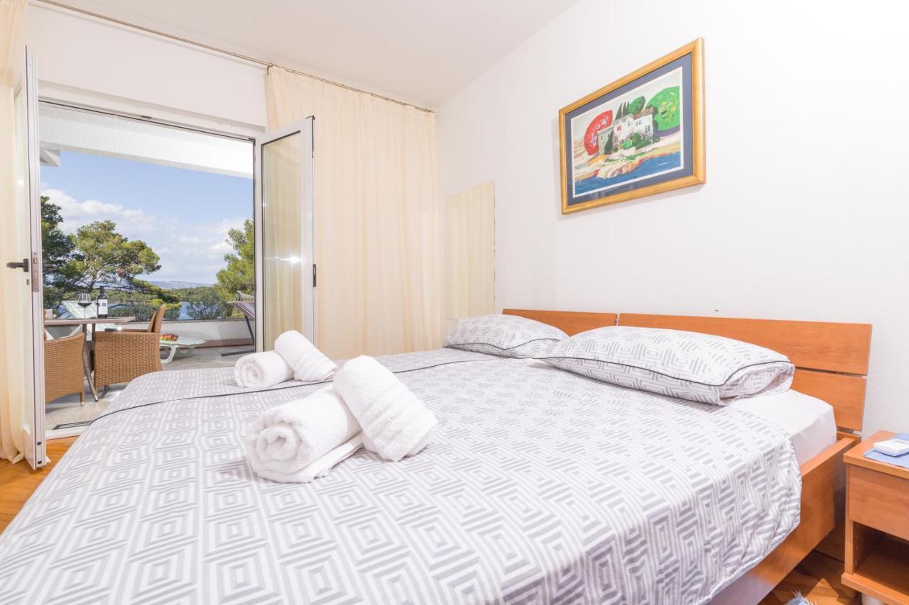 Apartments Dobronic Jelsa  Εξωτερικό φωτογραφία