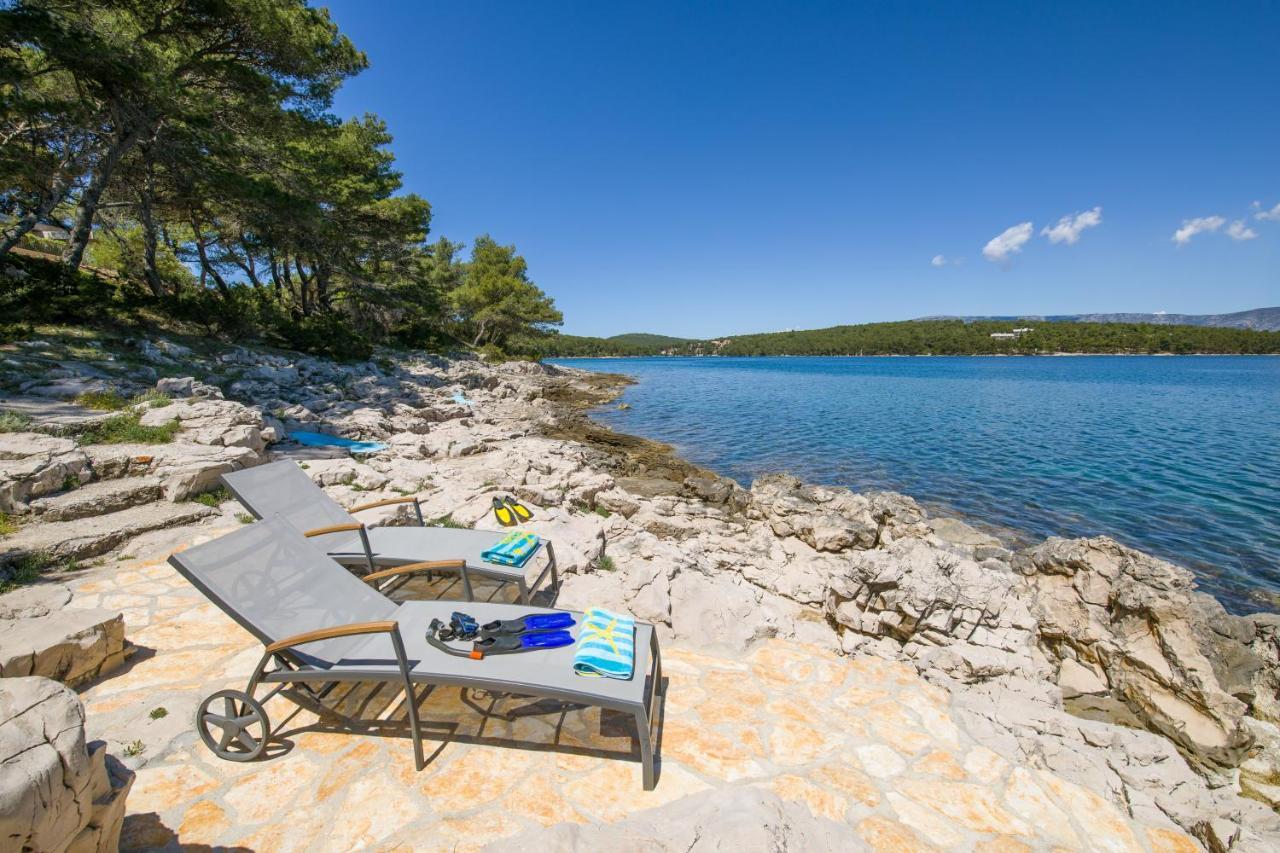 Apartments Dobronic Jelsa  Εξωτερικό φωτογραφία