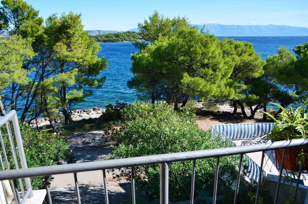 Apartments Dobronic Jelsa  Δωμάτιο φωτογραφία